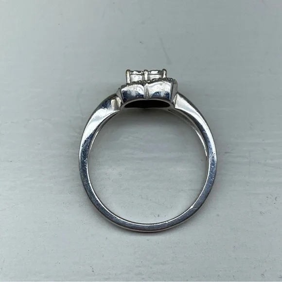 JJ Sterling Silver Heart with Diamond Illusion Setting Statement Ring - Picture 6 of 10